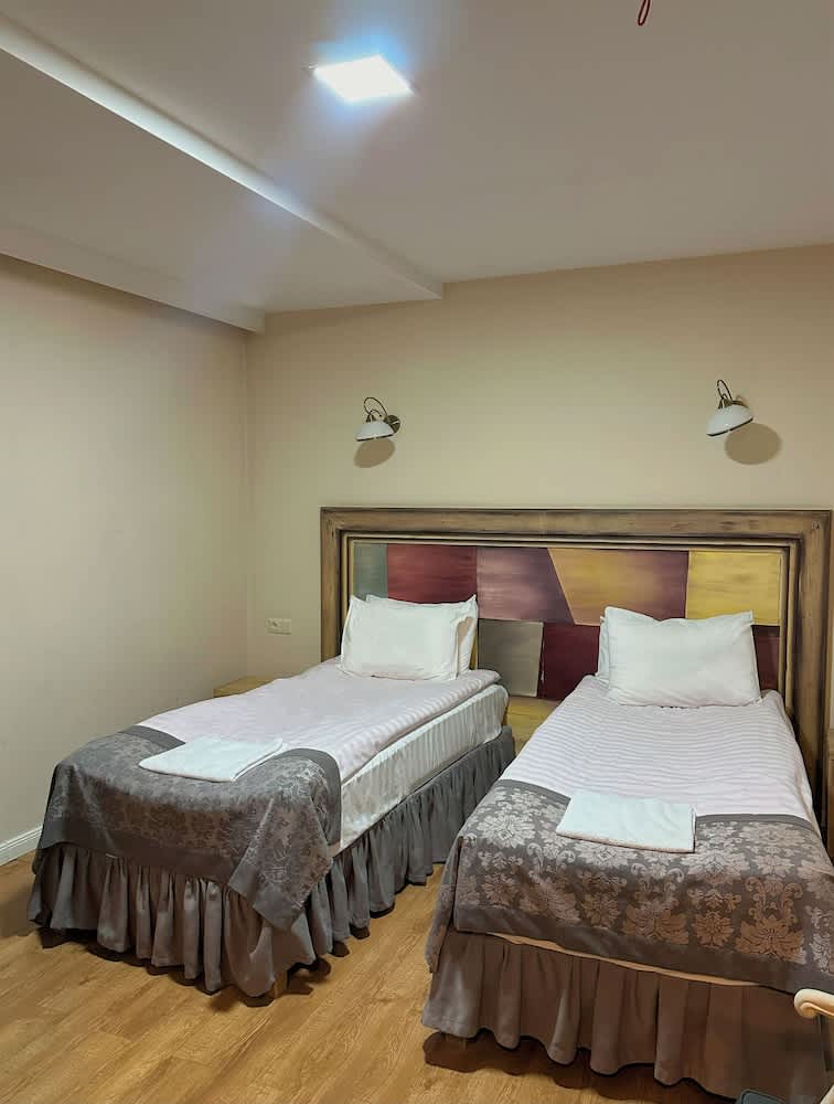 Reikartz City Tbilisi Hotel 2