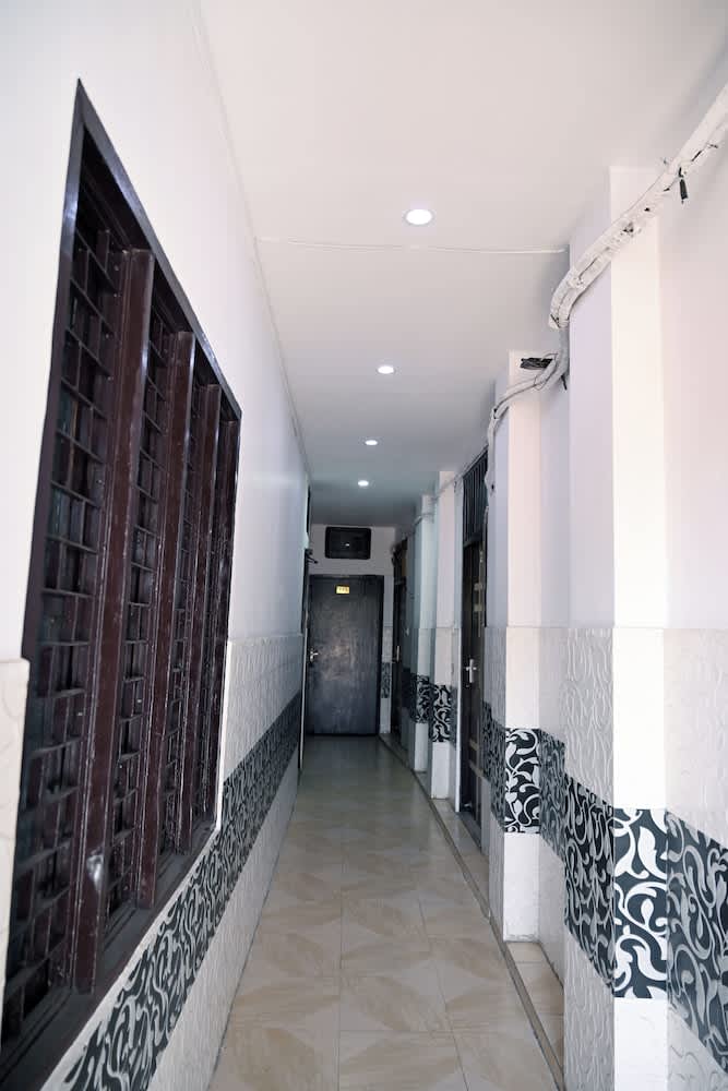 Moon Palace 2