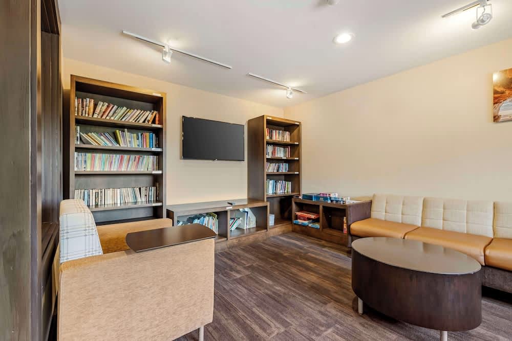 Best Western Plus InnTowner Madison 4