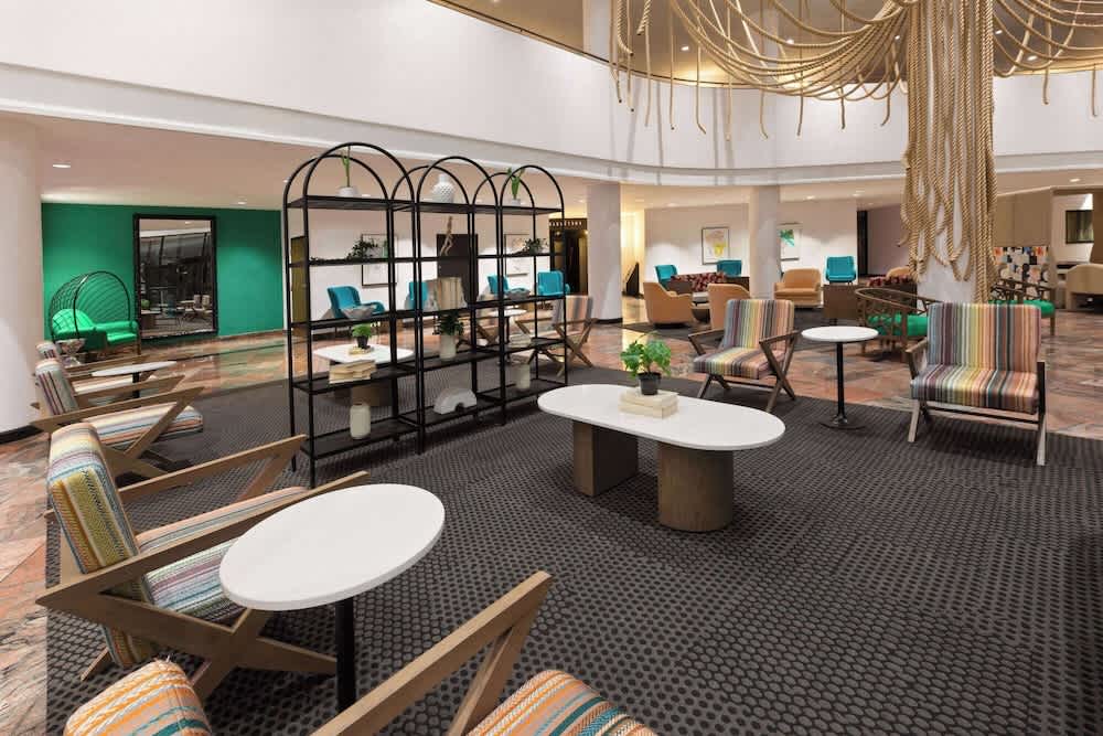 Wyndham Garden Norfolk Downtown 2