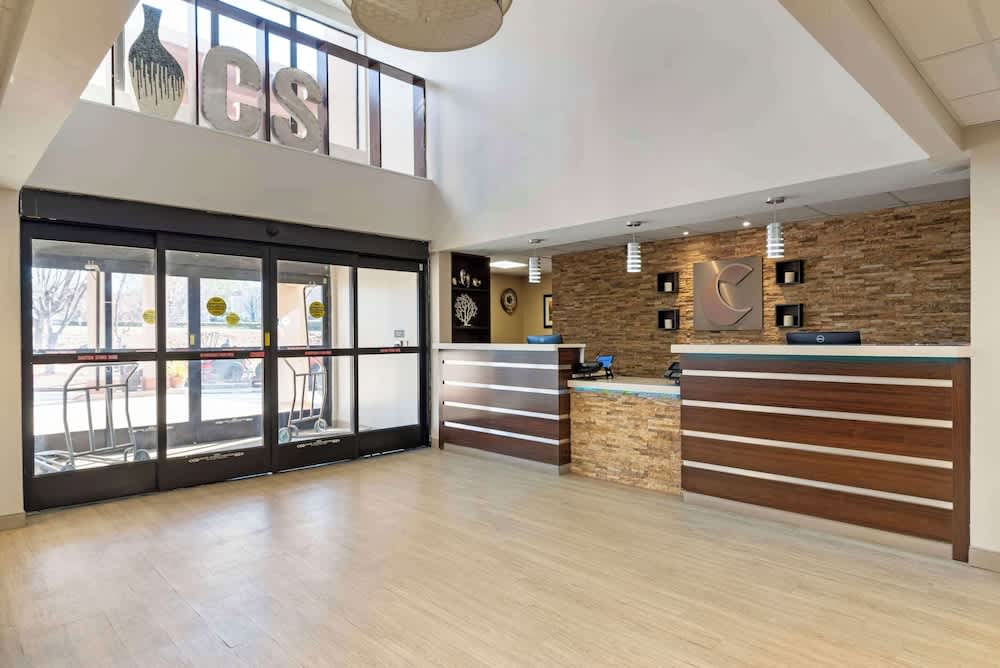 Comfort Suites Northside Hospital Gwinnett 5