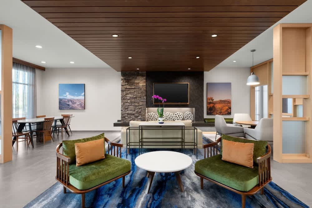 Fairfield by Marriott Inn & Suites Victorville 2
