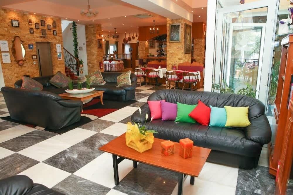 Arte Annapolis Inn 2