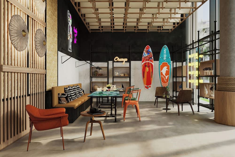 Moxy Nice 2