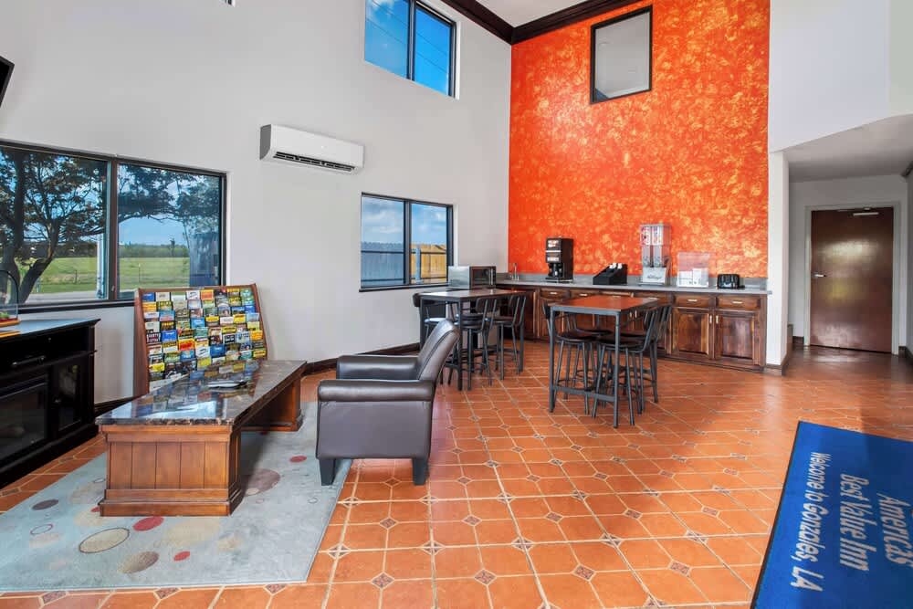 Americas Best Value Inn Gonzales 2