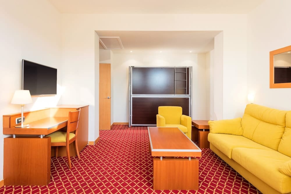 Hotel Zentral Leon Camino 4