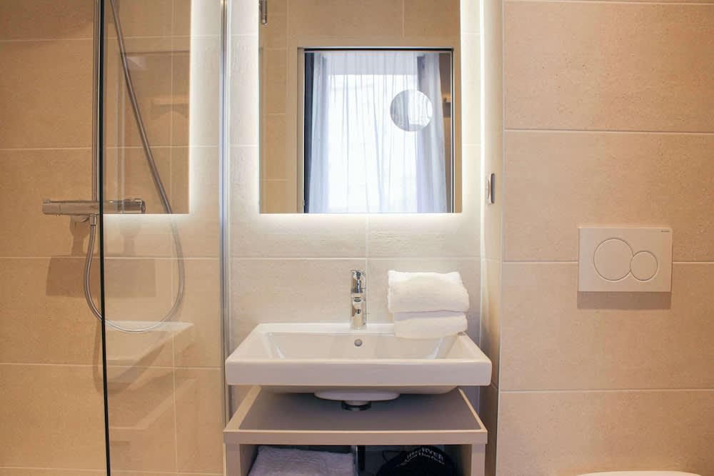 Brit Hotel Limoges Centre Gare - Hôtel & Spa 3