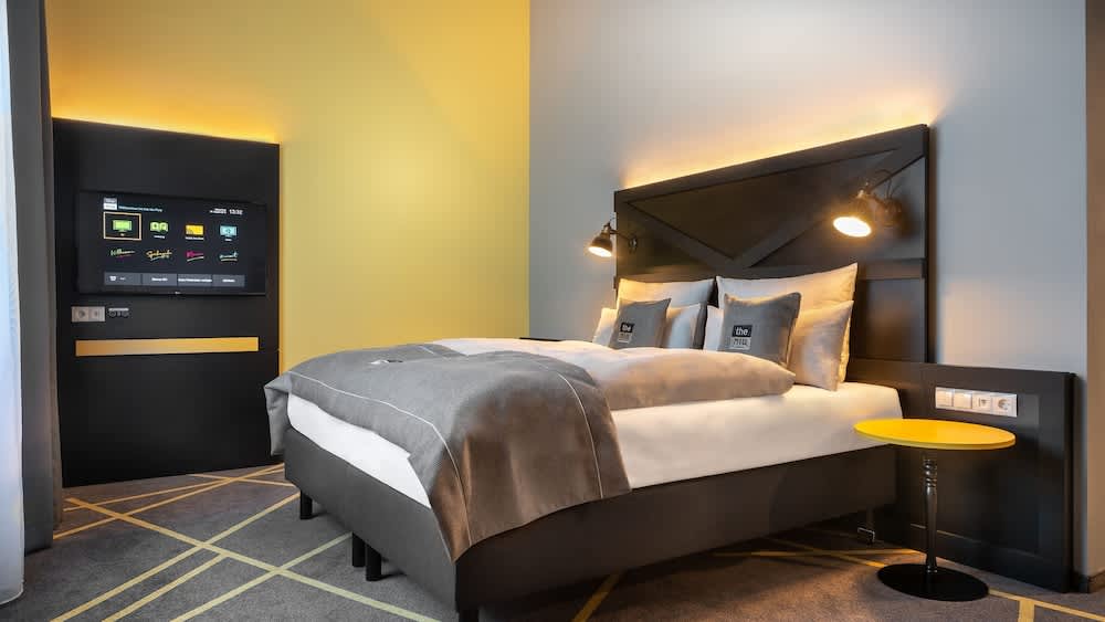 Holiday Inn - the niu, FURY ASCHHEIM MESSE by IHG 5