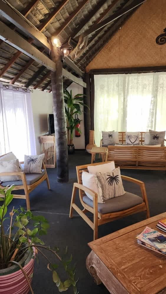 Hotel Hibiscus 2