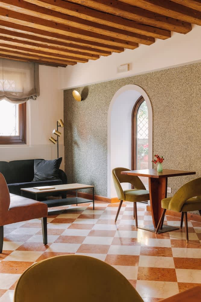 iH Hotels Venezia Salute Palace 5