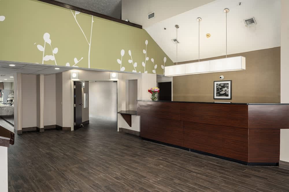SureStay by Best Western Summerville Flowertown 2