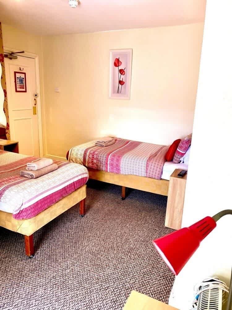 Walkden House 1