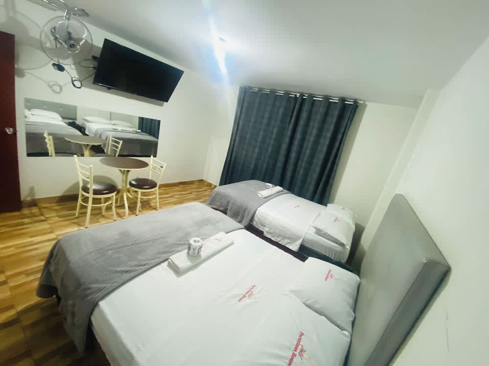 Hotel Peruvians House 4