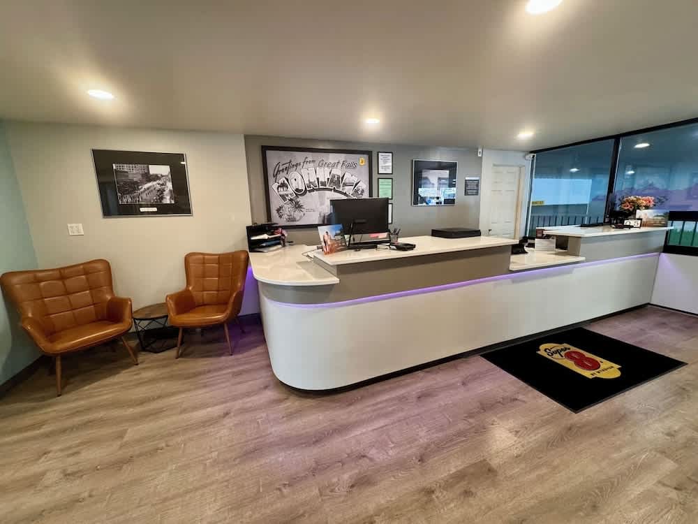 Super 8 by Wyndham Great Falls City Center 5