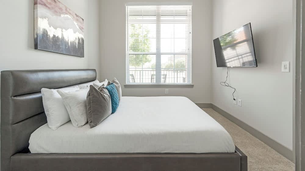 Midtown Nashville Apartments by Landing 2