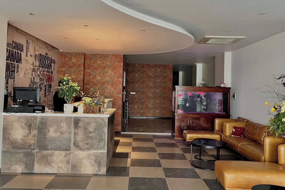 Westlake Pearl Suites & Spa 70 Xuan Dieu - By Pegasy Group 2