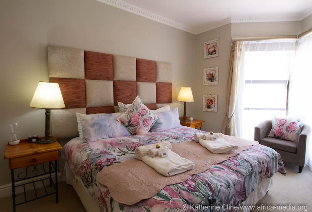 Fly Me To The Moon Guesthouse 3