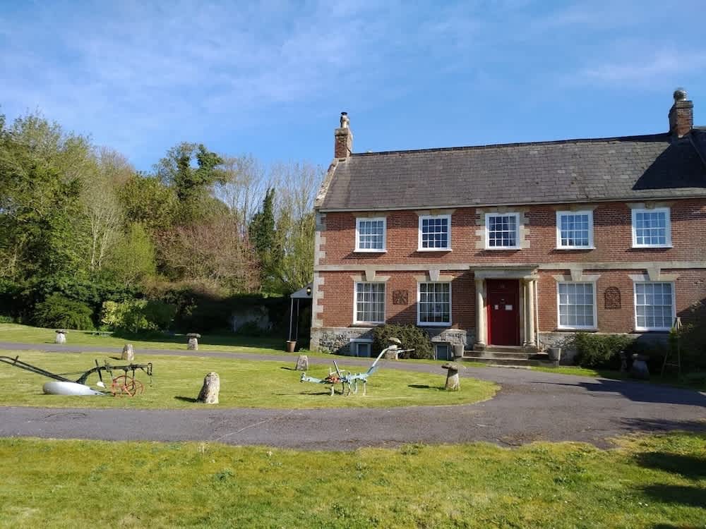 Rollestone Manor B&B and Restaurant 1