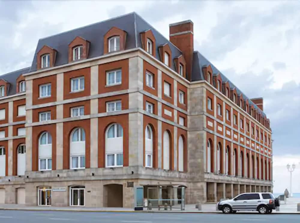 NH Hotel Casino 1