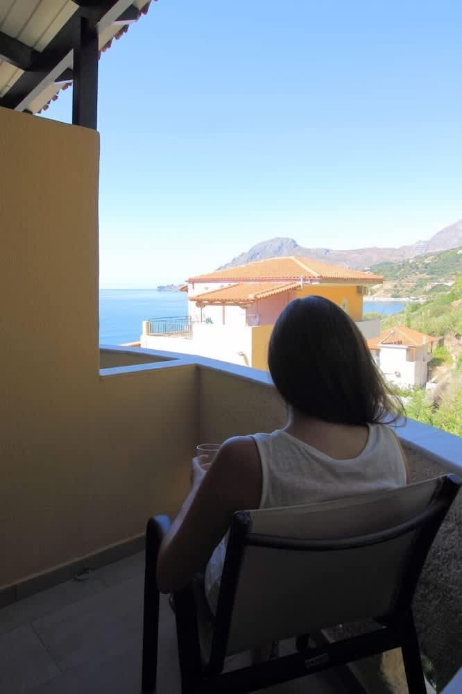 Horizon Beach Hotel 4