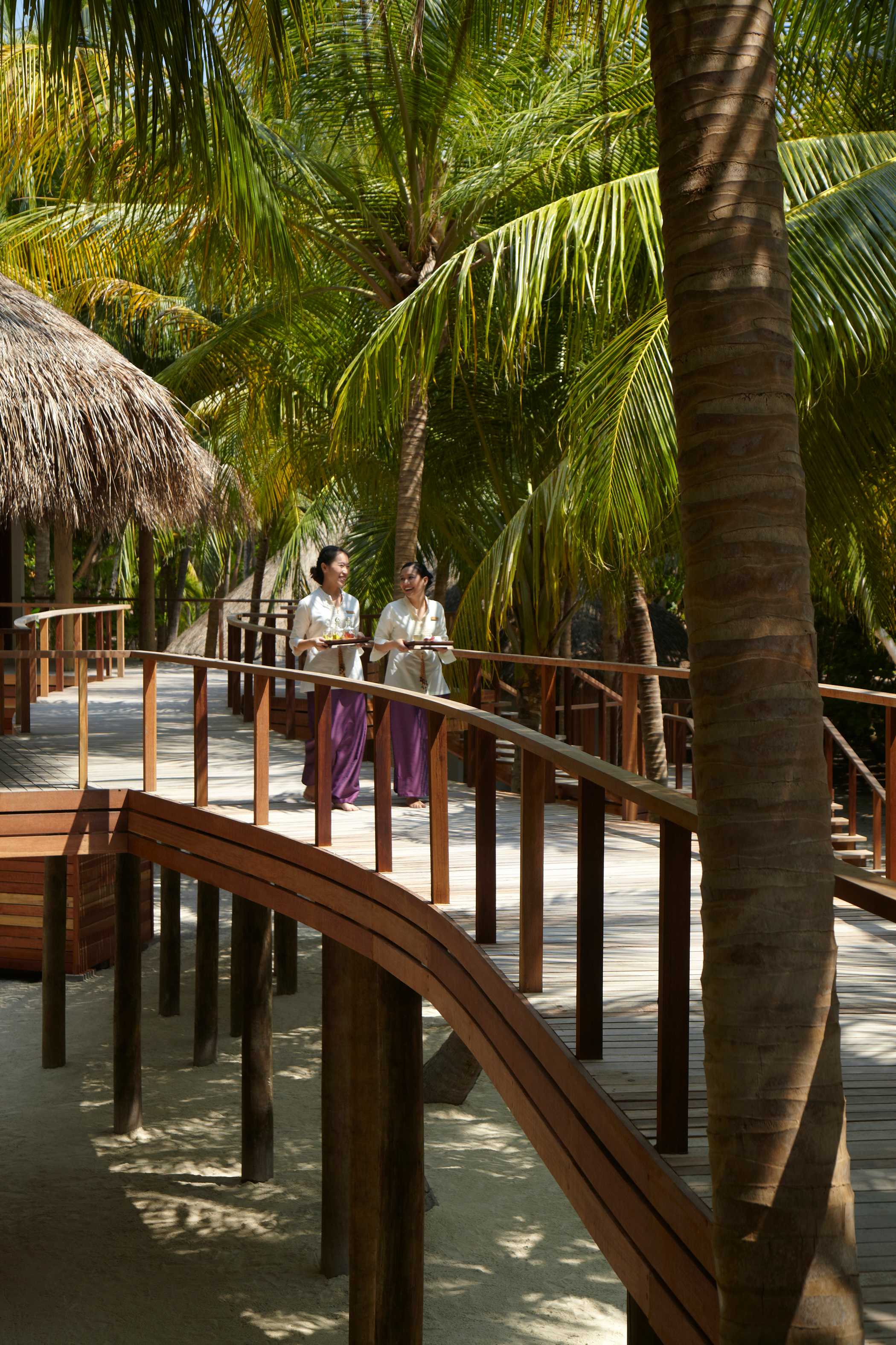Dusit Thani Maldives - Mudhdhoo Island, Baa Atoll 2