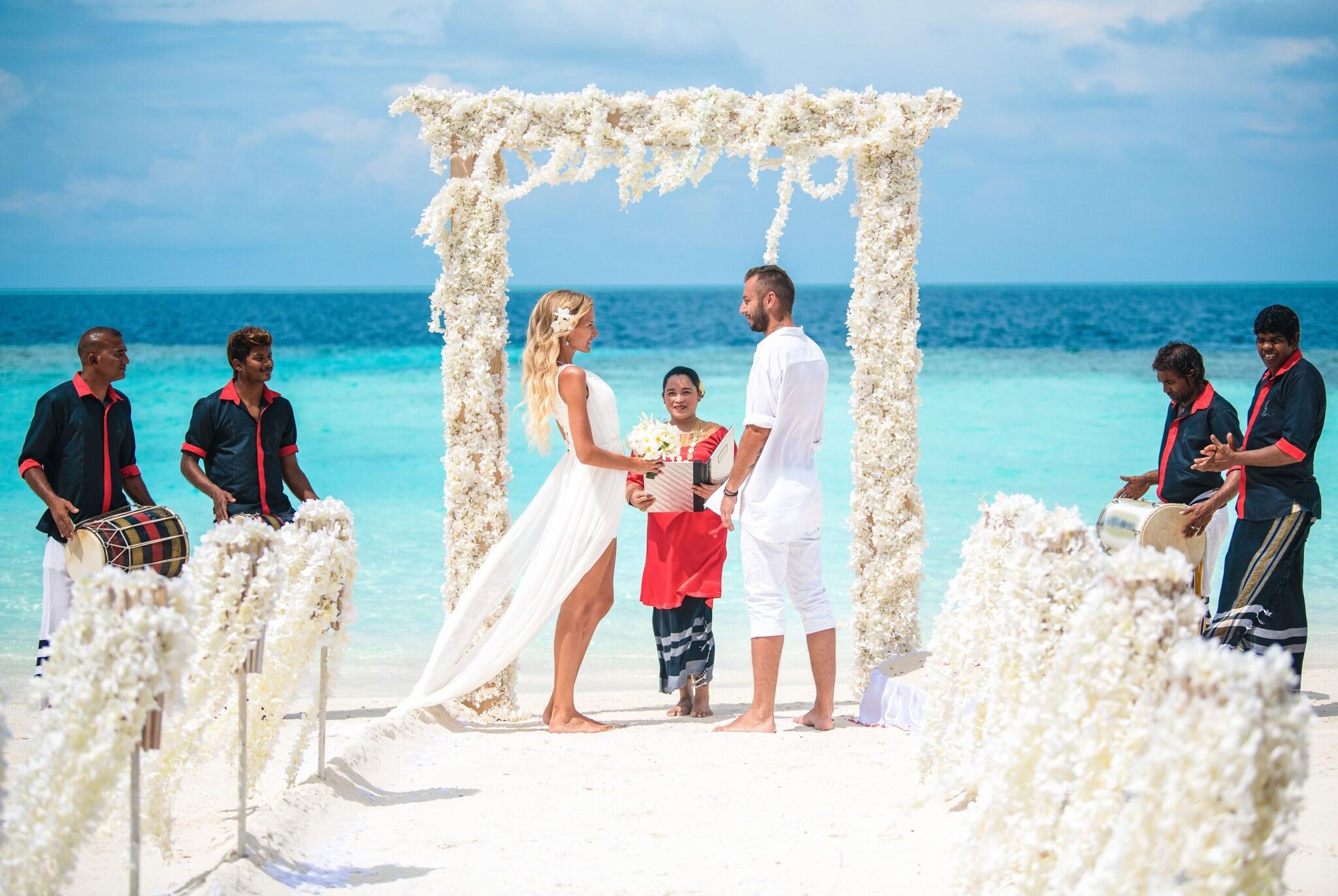 Lily Beach Resort & Spa 1