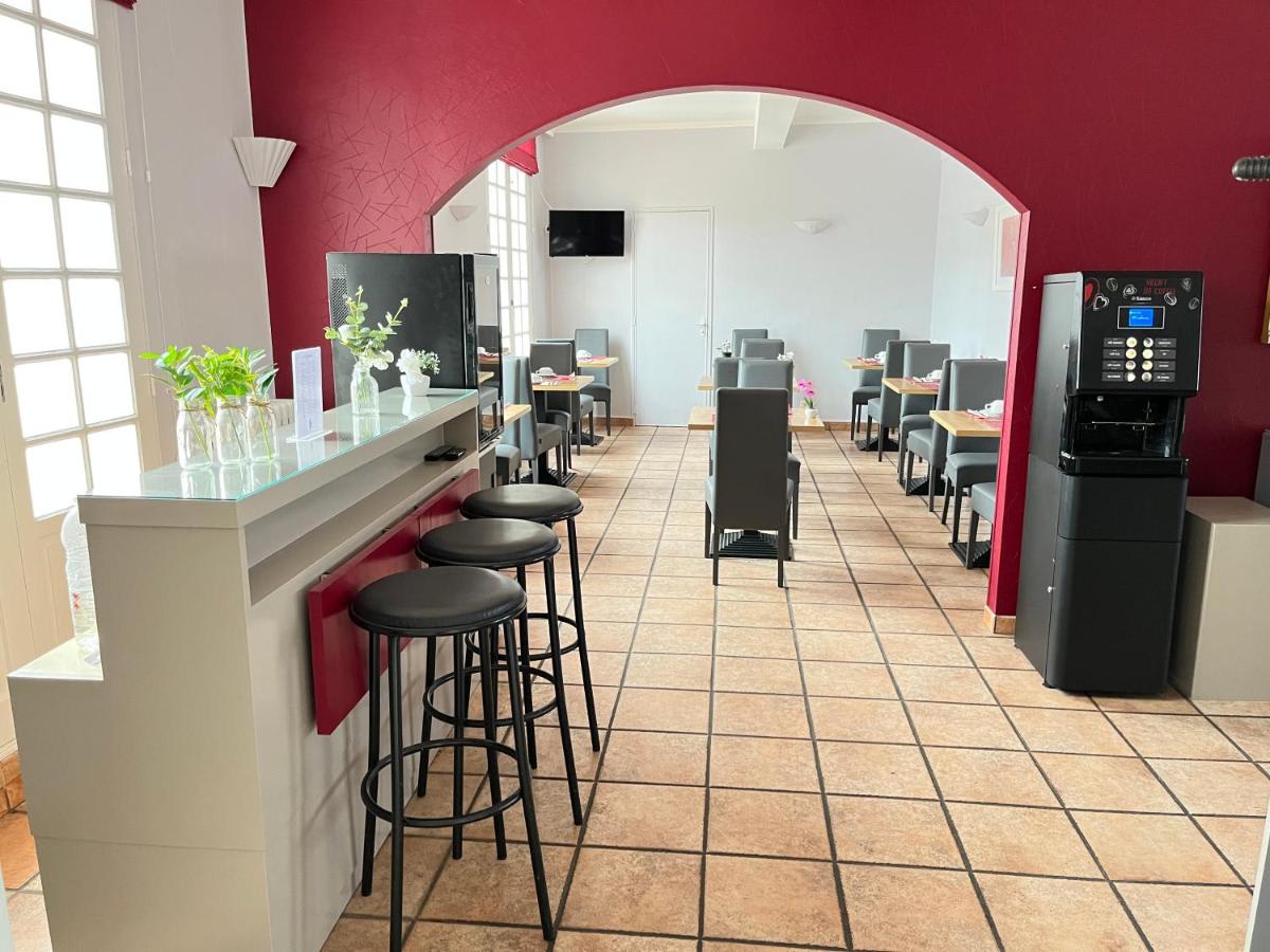 Logis Hotel L'Arche de Noe 2