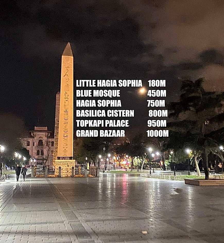 La Petite Maison Hotel 3