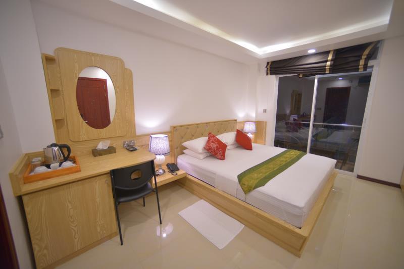 Hathaa Beach Maldives 1