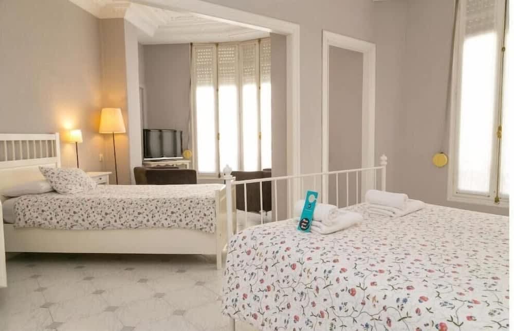 Hi Valencia Canovas 5