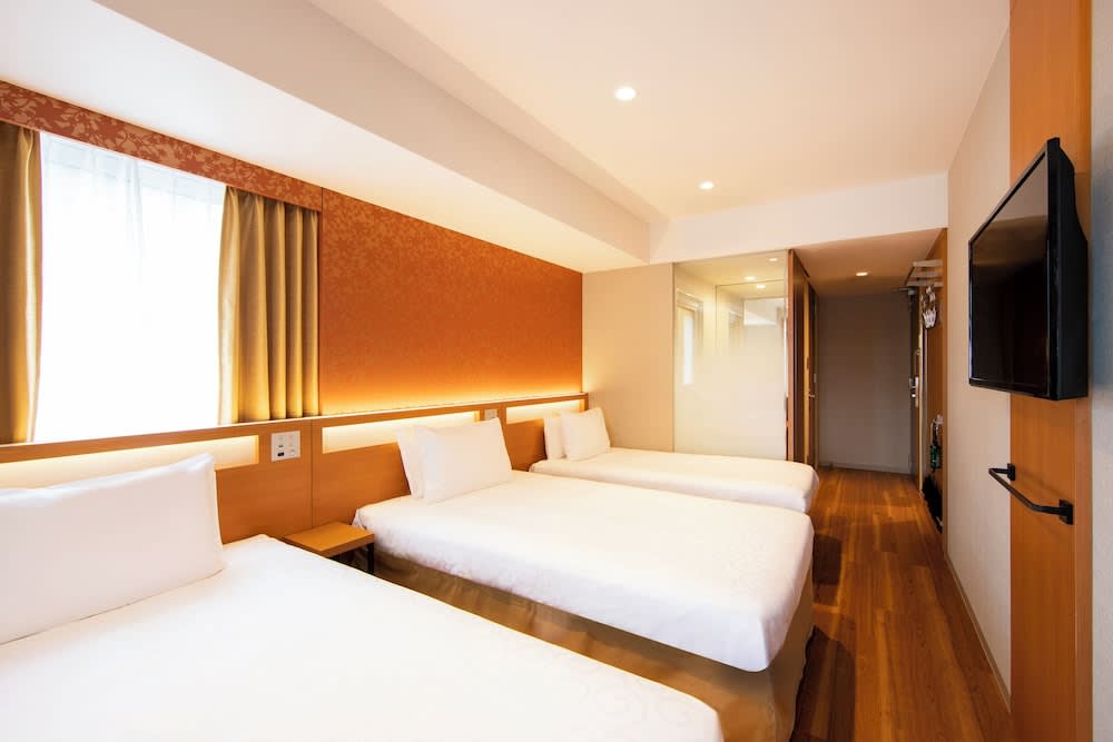 karaksa hotel grande Shin-Osaka Tower 1