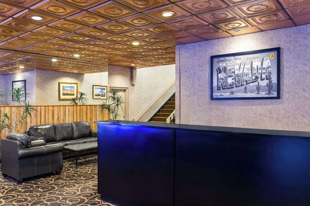 Super 8 by Wyndham Fallon 2