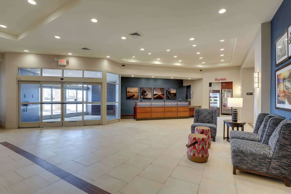 Drury Plaza Hotel Mt Vernon 2
