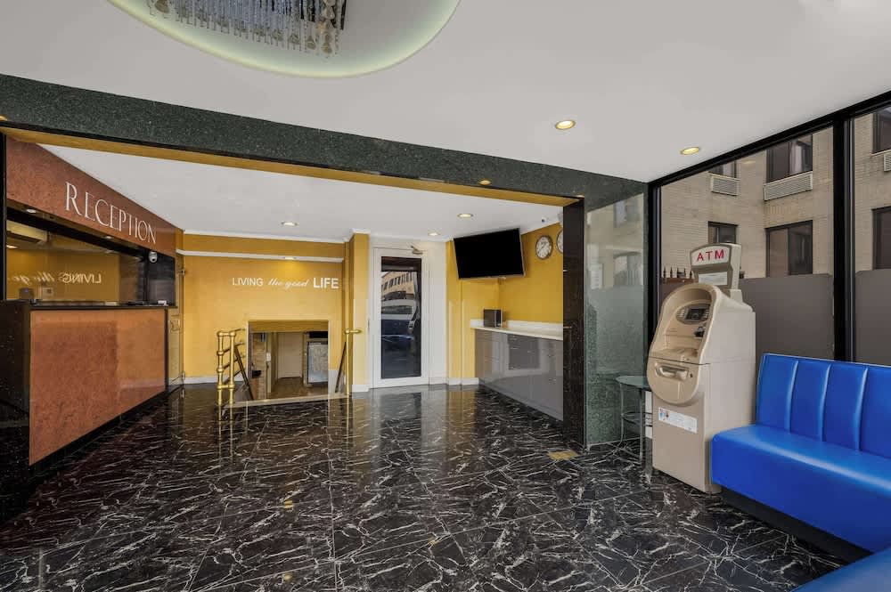 Quality Inn JFK Airport Rockaway Blvd 5