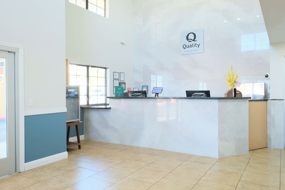Quality Inn Holbrook near Petrified Forest 2