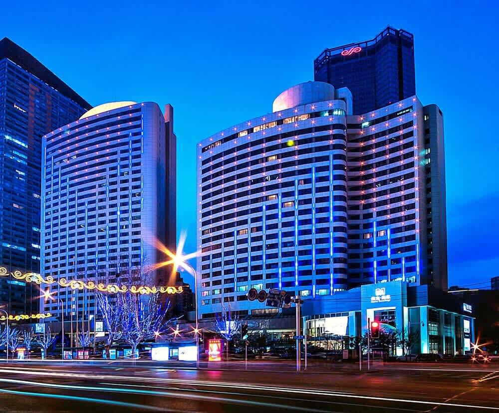 Furama Hotel Dalian 1