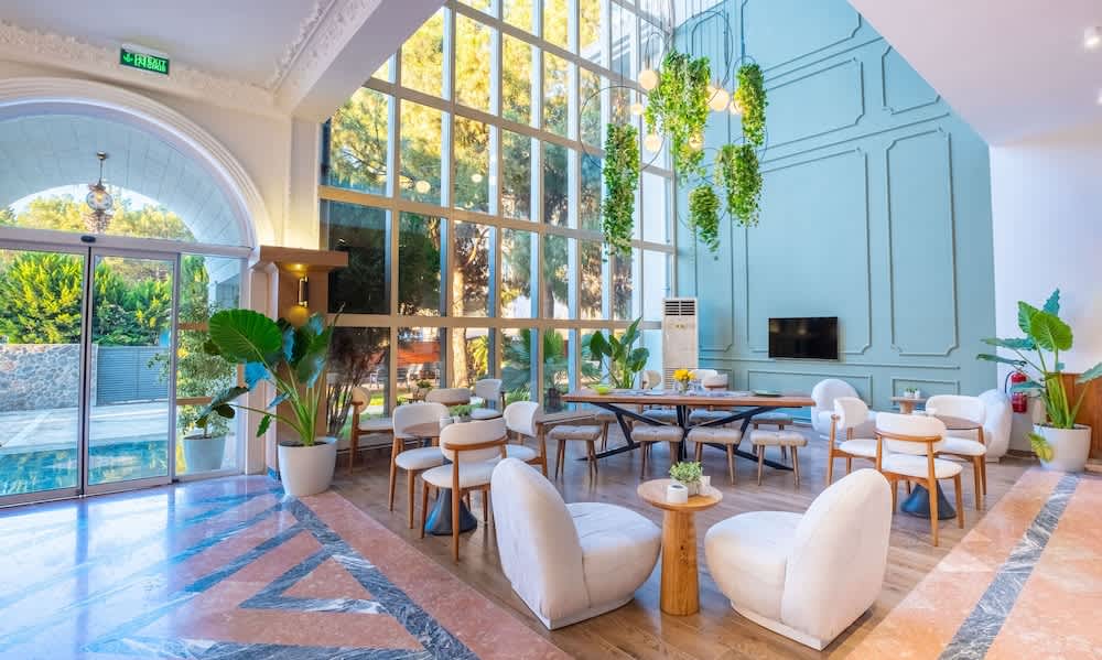 Rose Garden Premium Hotel 2