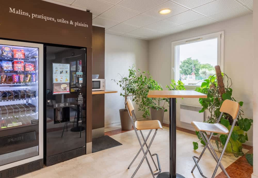 B&B HOTEL Lyon Grand Stade Meyzieu 3