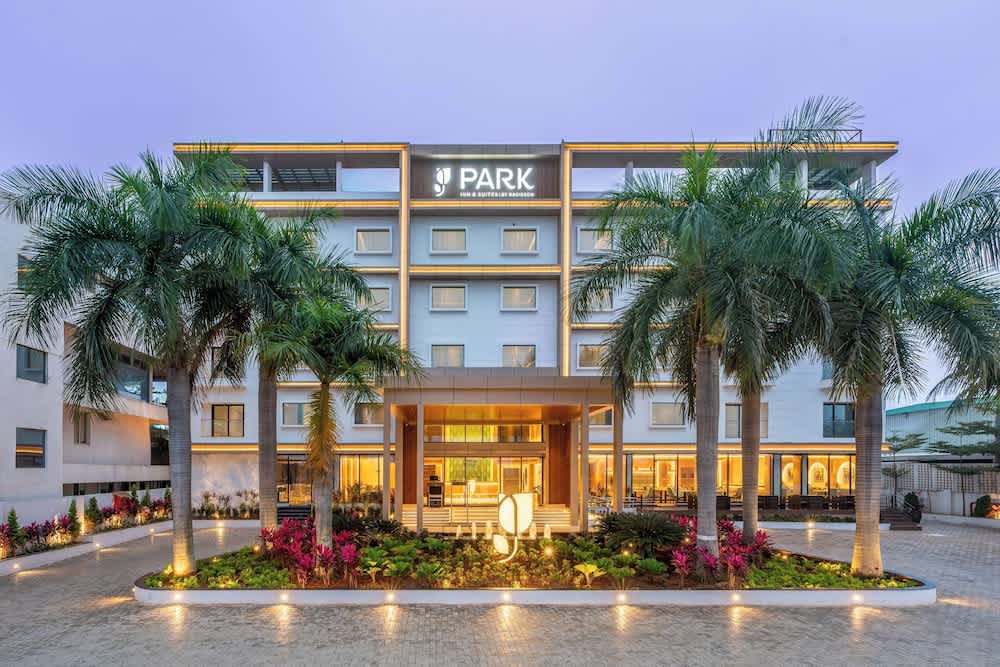 Park Inn & Suites by Radisson Bengaluru Yelahanka 1