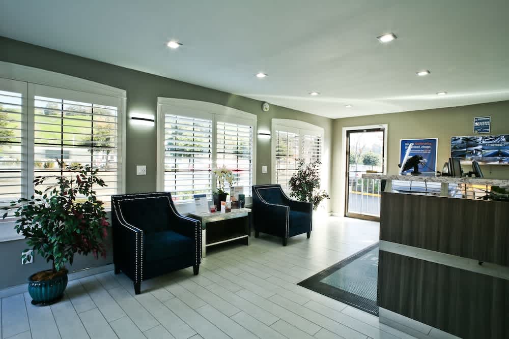 Bay Area Inn & Suites 1