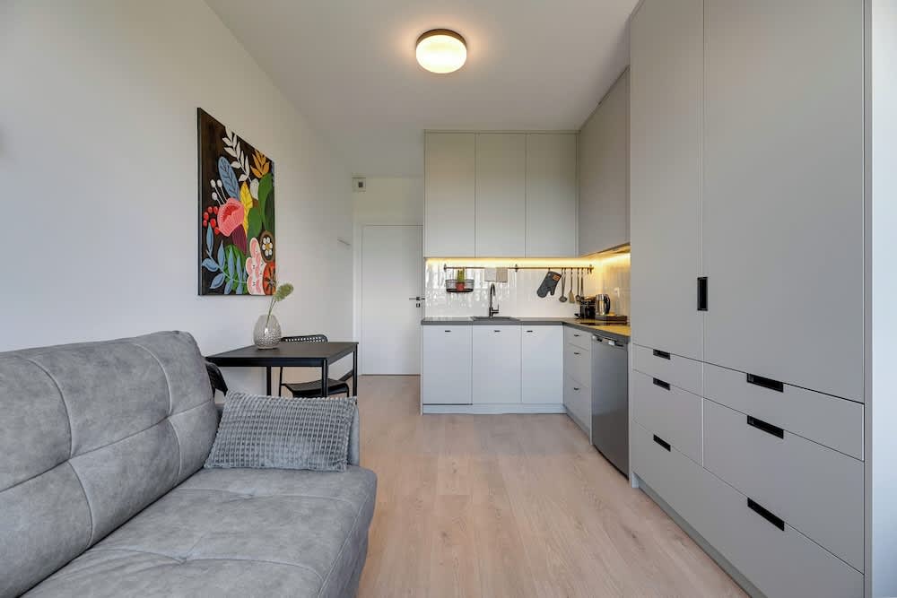DOKI Living & Foodhall by Downtown Apartments 2