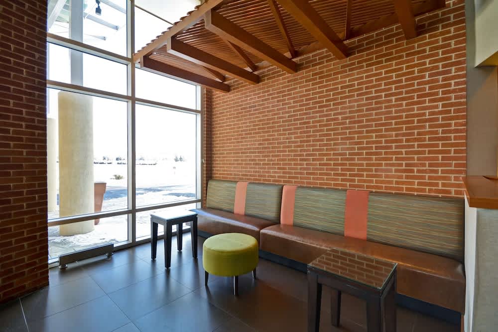 Hyatt Place Chicago/Naperville/Warrenville 2