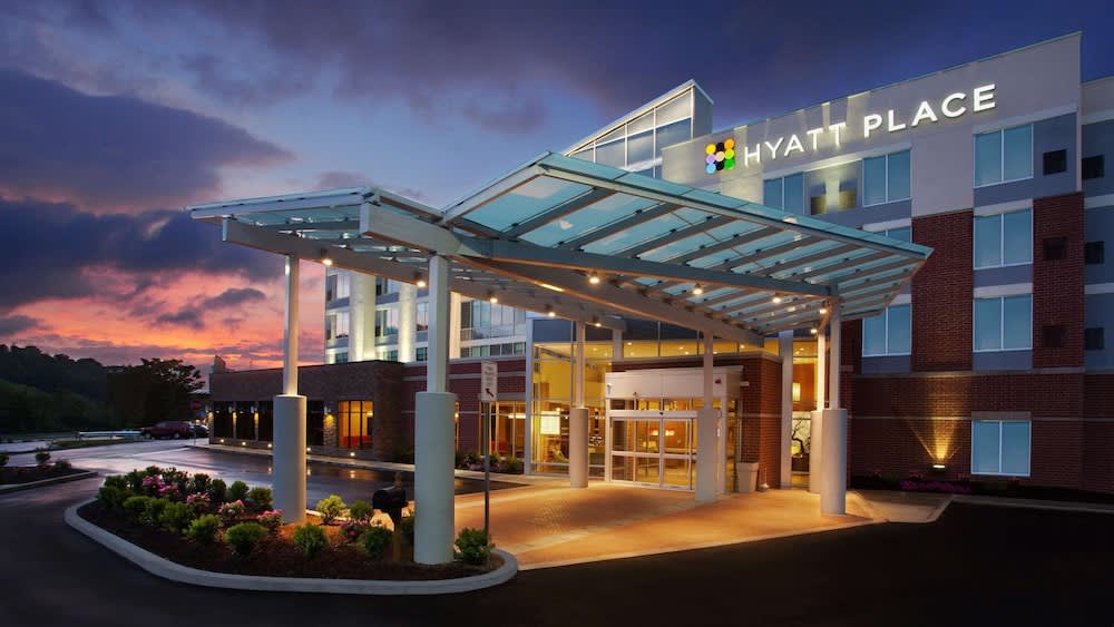 Hyatt Place at The Hollywood Casino Pittsburgh South 1