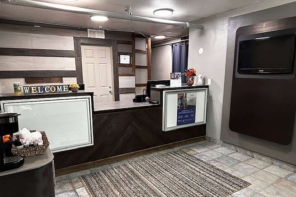 Studio City Suites, A Travelodge By Wyndham 1