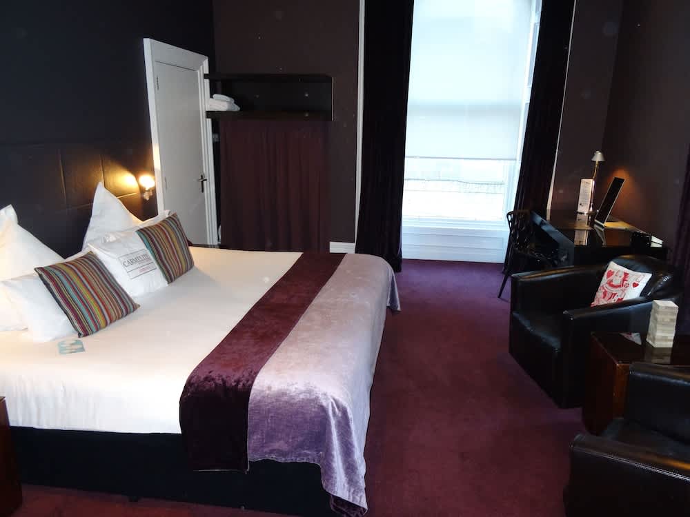 Carmelite Hotel 2