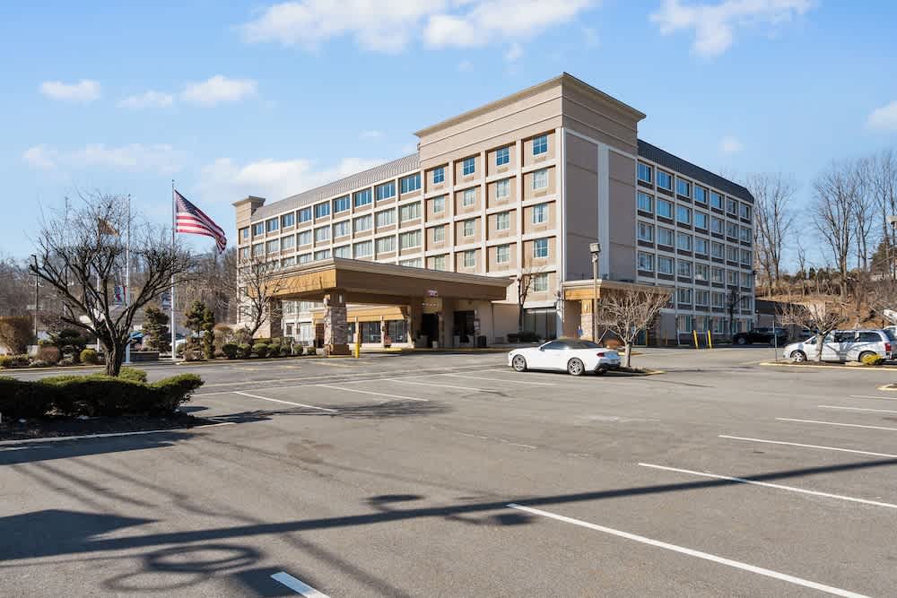 Executive Inn - Fort Lee 1