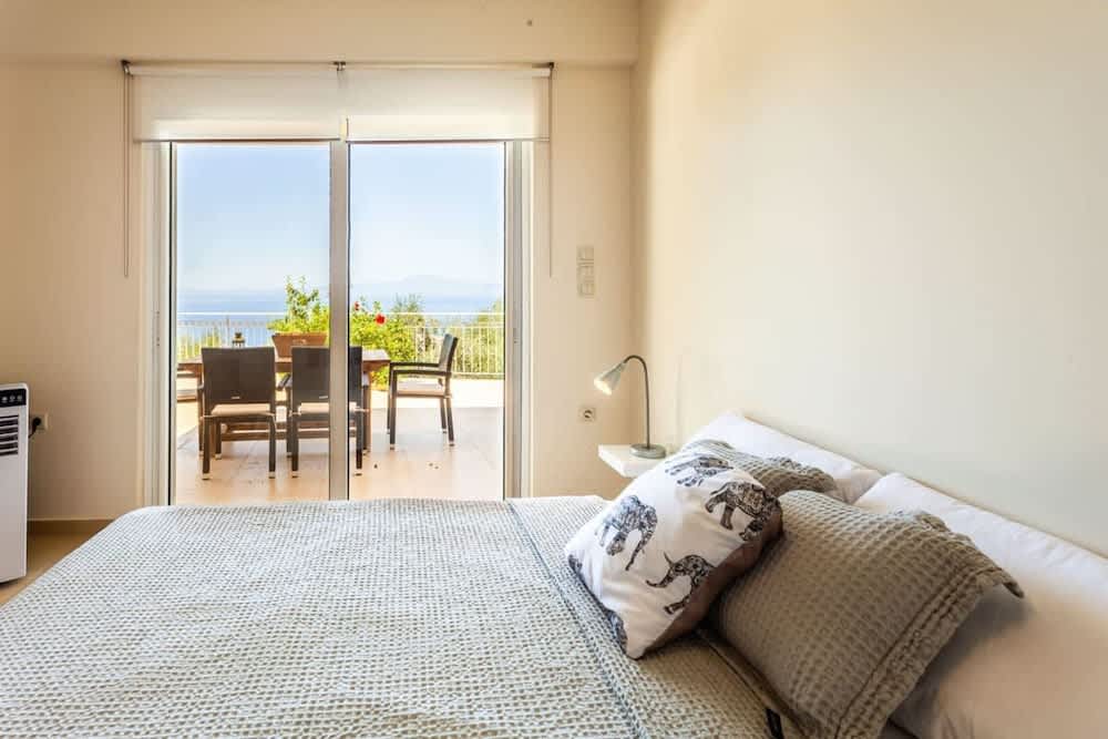 Aigli Fully Equipped Getaway - Seaview Lux Retreat 2