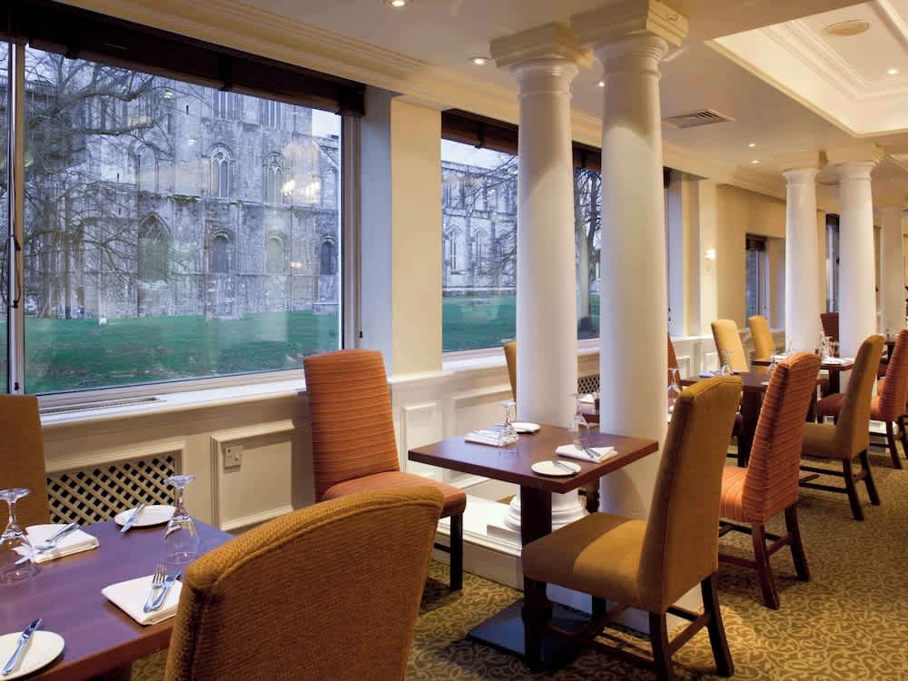 Winchester Wessex Hotel by Sunday 1