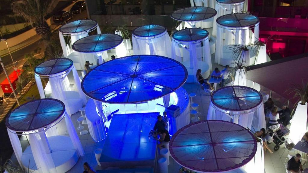 Apolo Suites Rentalmar 2