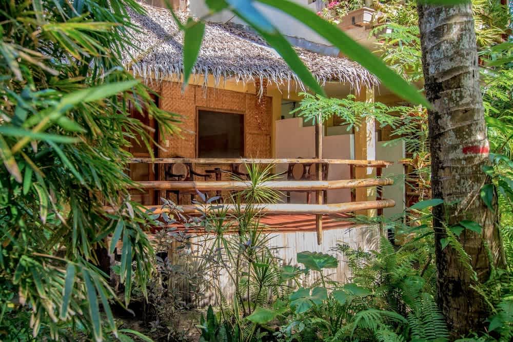 Bamboo Bungalow Resthouse 1